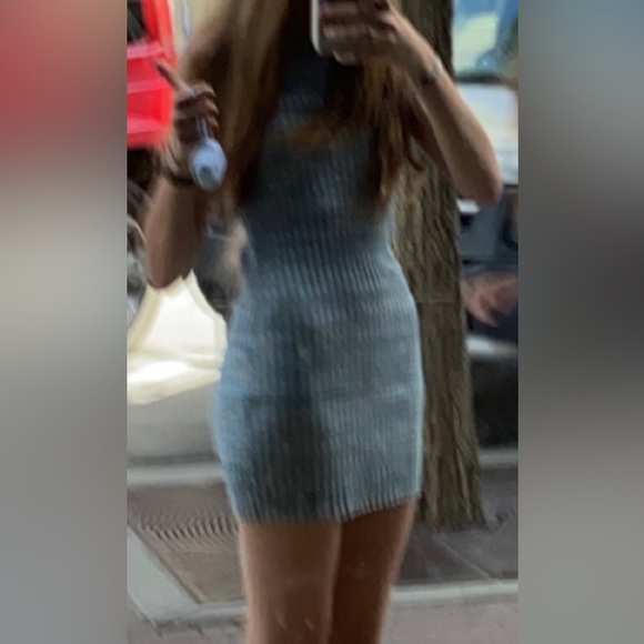 very flattering skin tight forever 21 mini dress - Picture 3 of 4